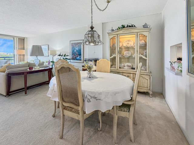 555 NW 4th Avenue 401, Boca Raton, FL 33432