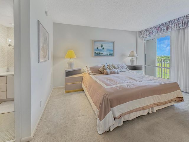 555 NW 4th Avenue 401, Boca Raton, FL 33432