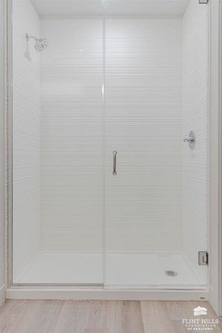 3022 Fieldhouse Circle, Manhattan, KS 66503