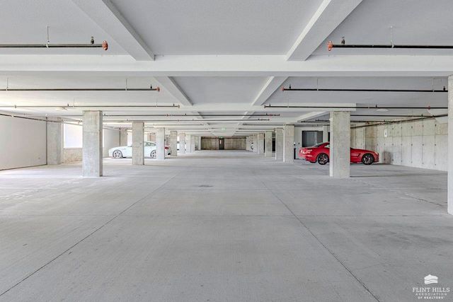 3022 Fieldhouse Circle, Manhattan, KS 66503