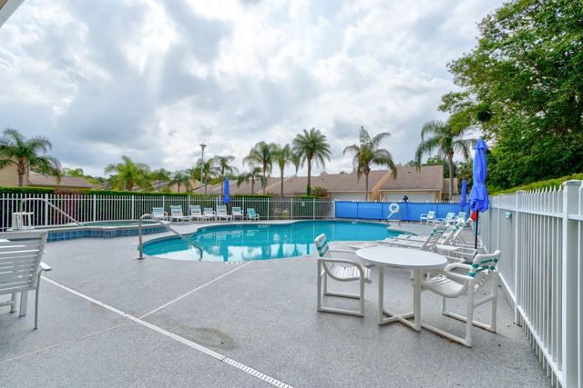 2213 HAWKS COVE CIRCLE, New Smyrna Beach, FL 32168