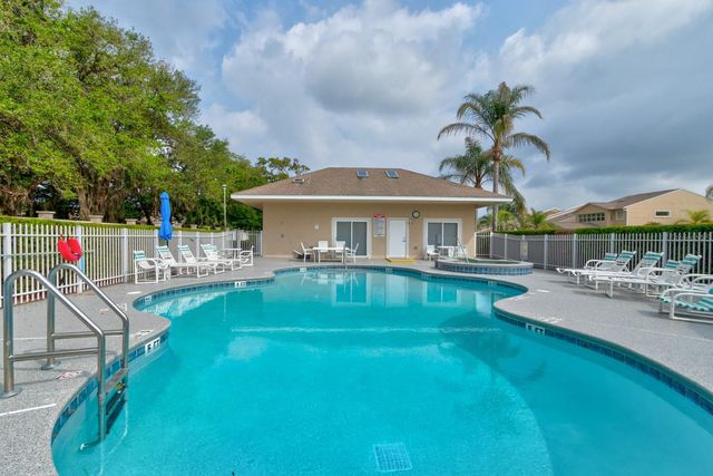 2213 HAWKS COVE CIRCLE, New Smyrna Beach, FL 32168