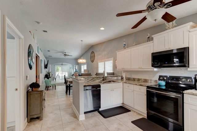 2213 HAWKS COVE CIRCLE, New Smyrna Beach, FL 32168