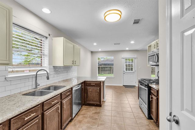 2726 Fox View Circle, Spring, TX 77386