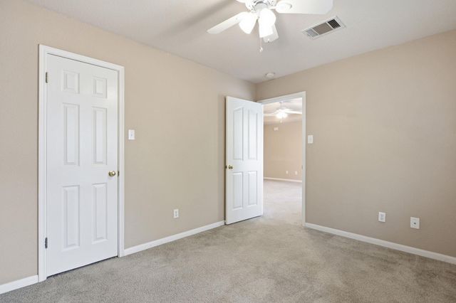 2021 Woodglen DR, Round Rock, TX 78681