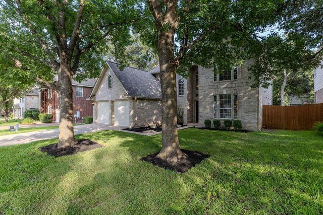 2021 Woodglen DR, Round Rock, TX 78681