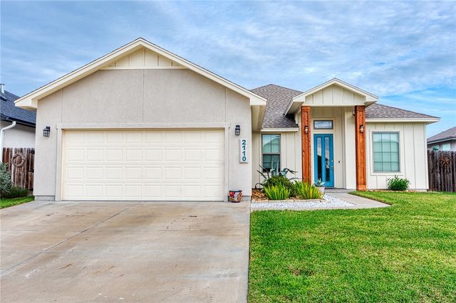 2110 Oak Creek Cove, Corpus Christi, TX 78418