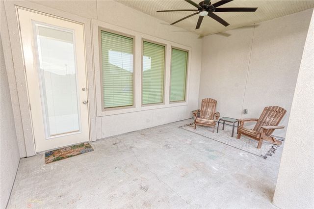 2110 Oak Creek Cove, Corpus Christi, TX 78418