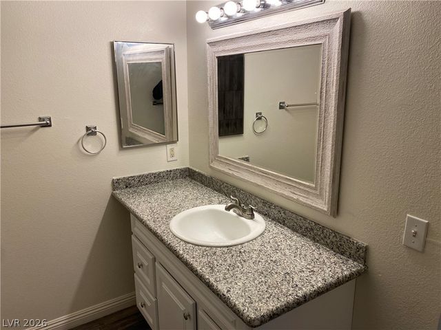 3911 Cambridge Street 4, Las Vegas, NV 89119