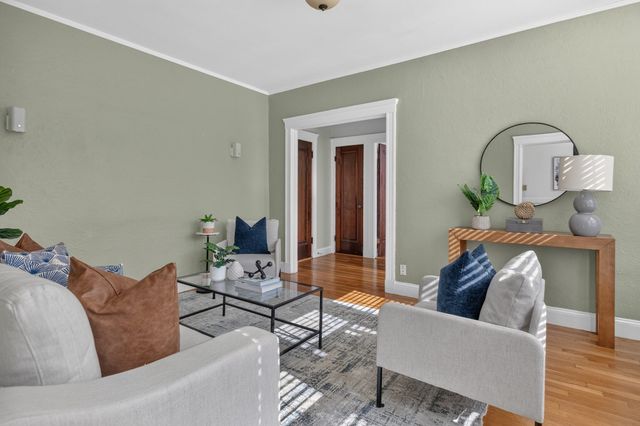 1945 Commonwealth Ave 62, Boston, MA 02135