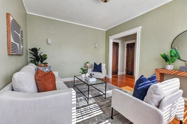 1945 Commonwealth Ave 62, Boston, MA 02135