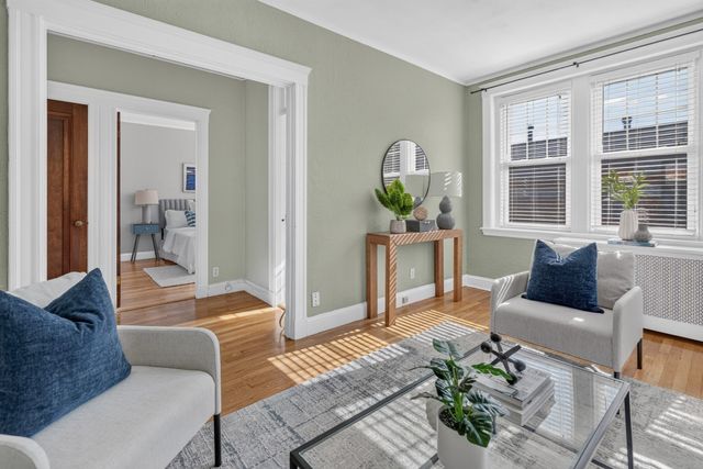 1945 Commonwealth Ave 62, Boston, MA 02135