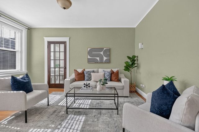 1945 Commonwealth Ave 62, Boston, MA 02135