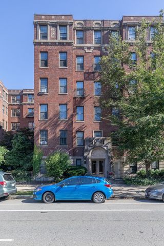 1945 Commonwealth Ave 62, Boston, MA 02135