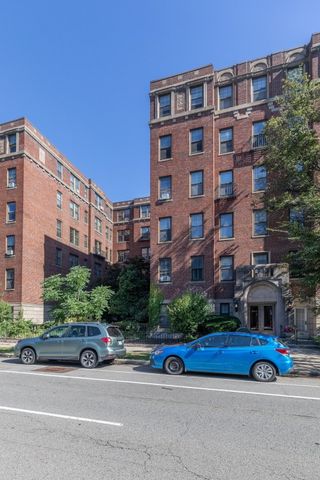 1945 Commonwealth Ave 62, Boston, MA 02135