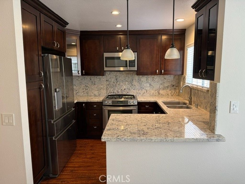 Image 6 of property listing at 2800 Plaza Del Amo 38, Torrance, CA 90503