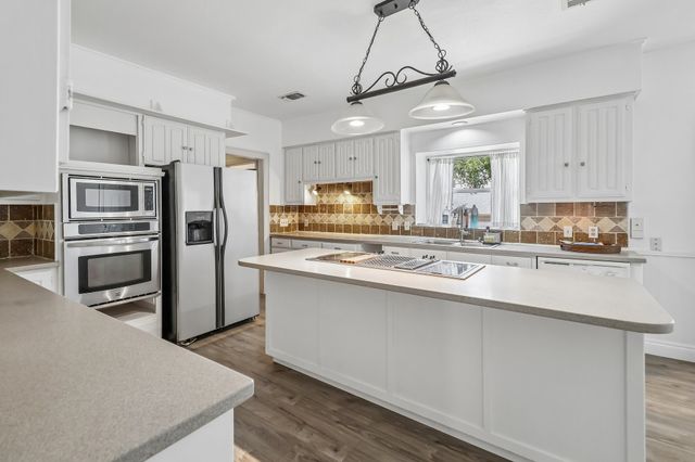 3108 Wingren Road, Irving, TX 75062