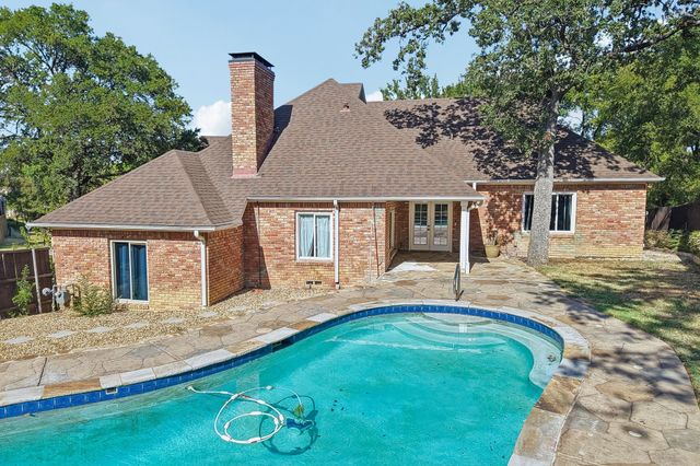 3108 Wingren Road, Irving, TX 75062