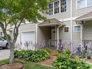 97 Farm Lane, Mills River, NC 28759