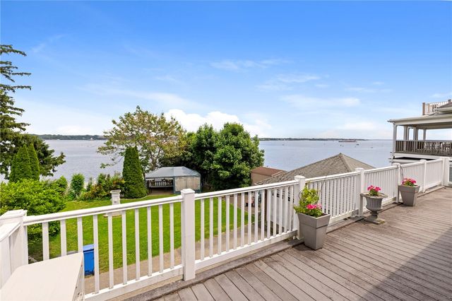 26 Fairview Avenue, Cranston, RI 02905