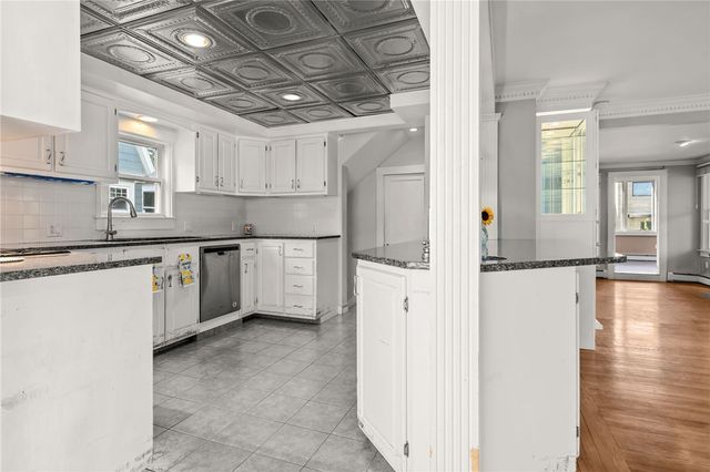 26 Fairview Avenue, Cranston, RI 02905