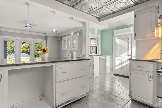 26 Fairview Avenue, Cranston, RI 02905