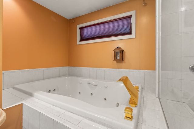 26 Fairview Avenue, Cranston, RI 02905