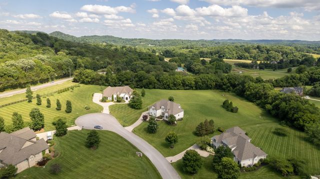 4621 Nadine Ln, Franklin, TN 37064