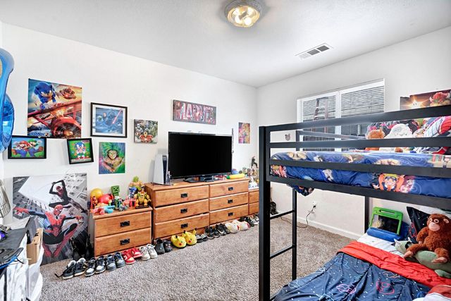 1402 N Bush Avenue, Fresno, CA 93727