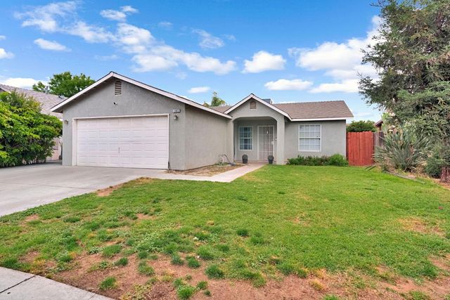 1402 N Bush Avenue, Fresno, CA 93727