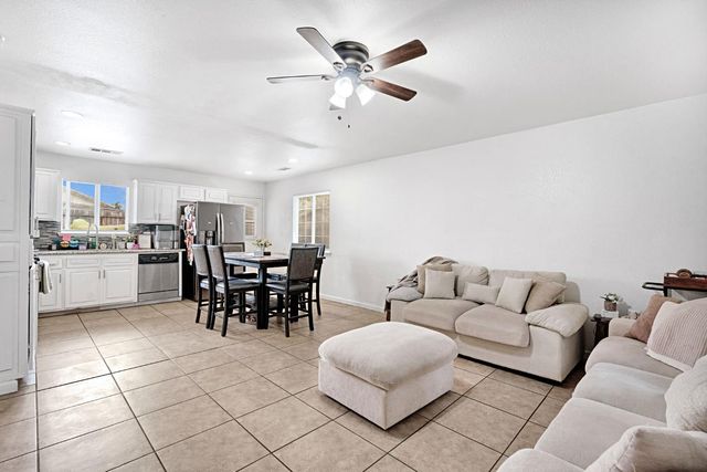 1402 N Bush Avenue, Fresno, CA 93727