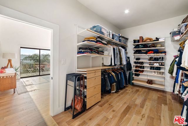 3469 Glenalbyn Drive, Los Angeles, CA 90065