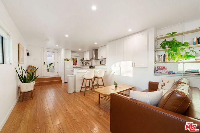 3469 Glenalbyn Drive, Los Angeles, CA 90065