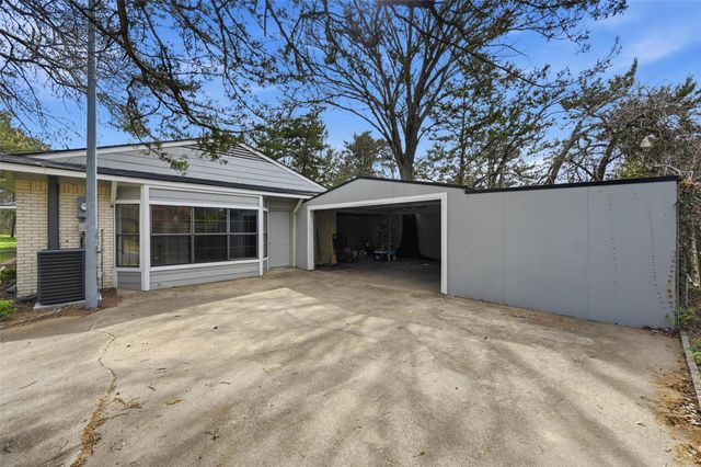 1020 Cedar Trail Drive, Cedar Hill, TX 75104