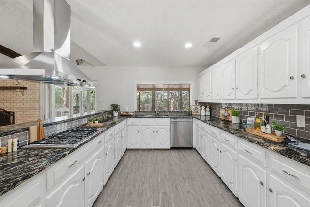 1020 Cedar Trail Drive, Cedar Hill, TX 75104