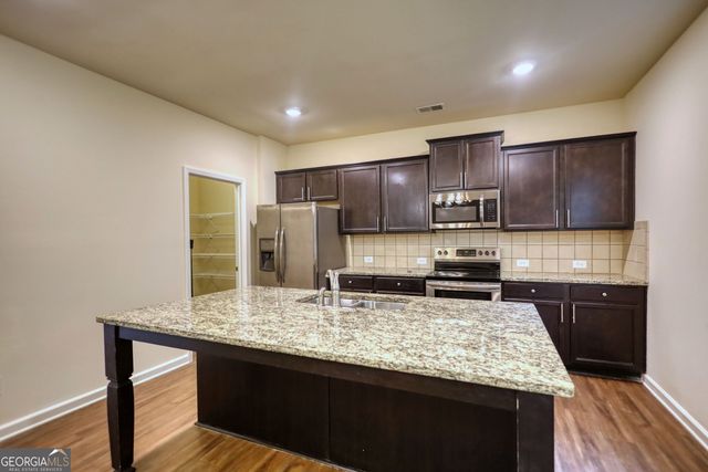 6571 Bluffview Drive, Douglasville, GA 30134