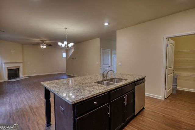 6571 Bluffview Drive, Douglasville, GA 30134