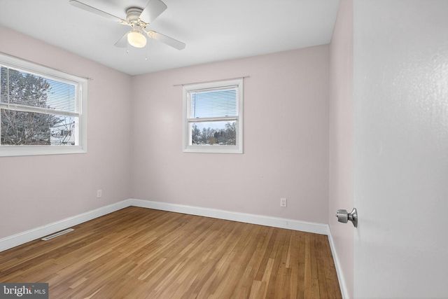 404 TAMARA CIR, Newark, DE 19711