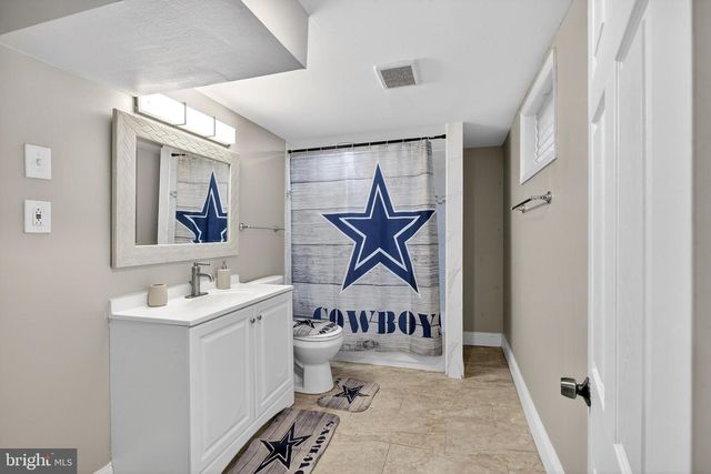 404 TAMARA CIR, Newark, DE 19711