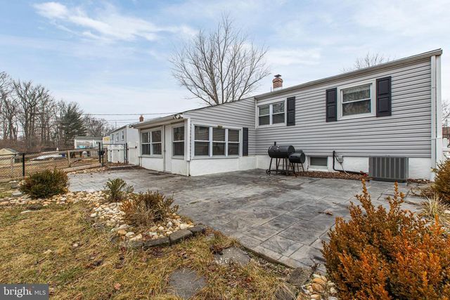 404 TAMARA CIR, Newark, DE 19711