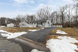 404 TAMARA CIR, Newark, DE 19711