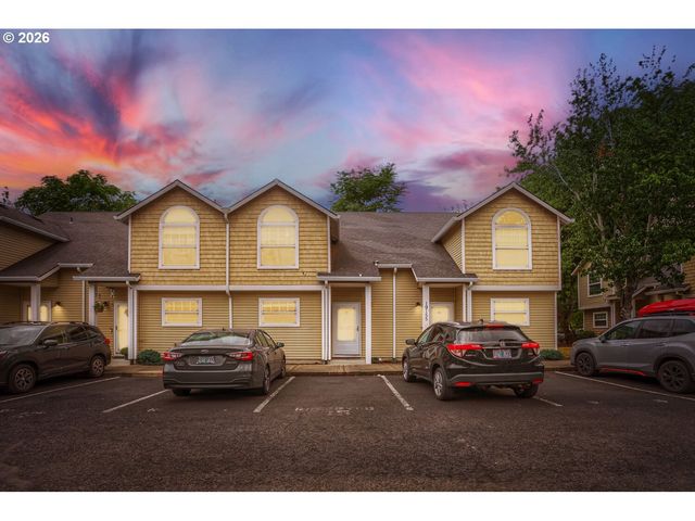 19155 Se YAMHILL St 17, Portland, OR 97233