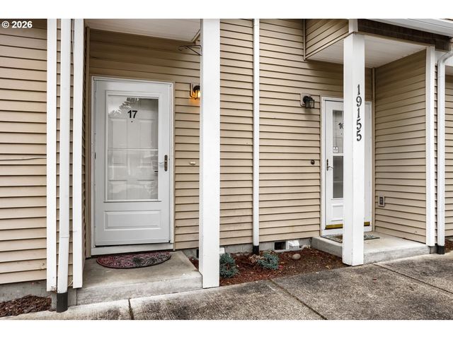19155 Se YAMHILL St 17, Portland, OR 97233