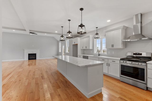 71 Willard, Ashburnham, MA 01430