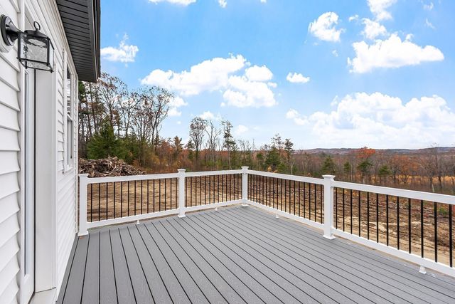 71 Willard, Ashburnham, MA 01430