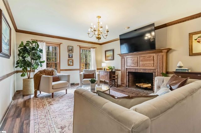 1000 Willow Branch Drive, Simpsonville, SC 29680