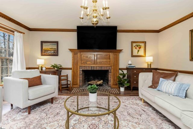 1000 Willow Branch Drive, Simpsonville, SC 29680