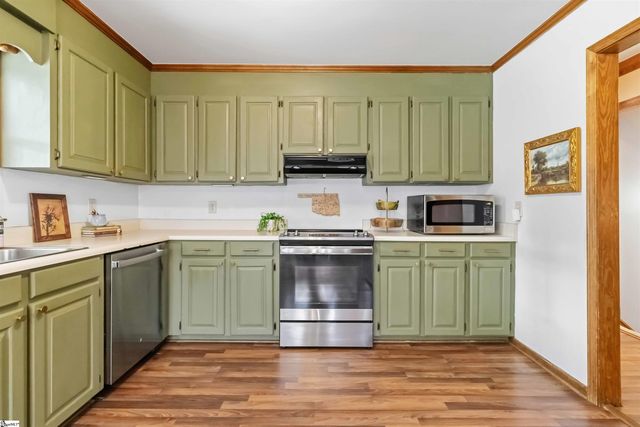 1000 Willow Branch Drive, Simpsonville, SC 29680