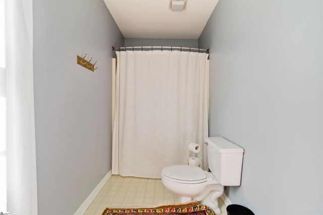 1000 Willow Branch Drive, Simpsonville, SC 29680