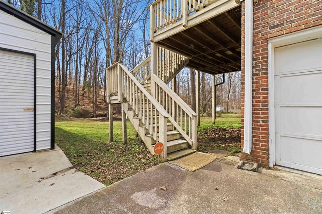 1000 Willow Branch Drive, Simpsonville, SC 29680